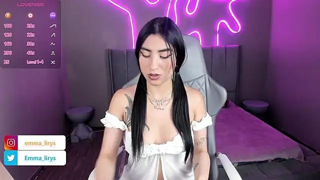 Emma and Issac online show from 09-10-25, 04:22