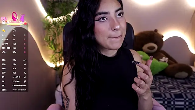 Emma and Issac online show from 01-08-26, 04:07