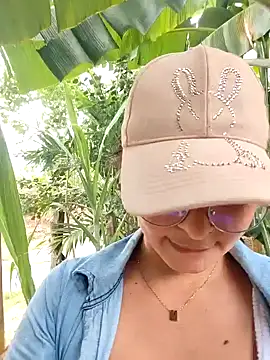 Lily-o online show from 10-05-25, 08:32