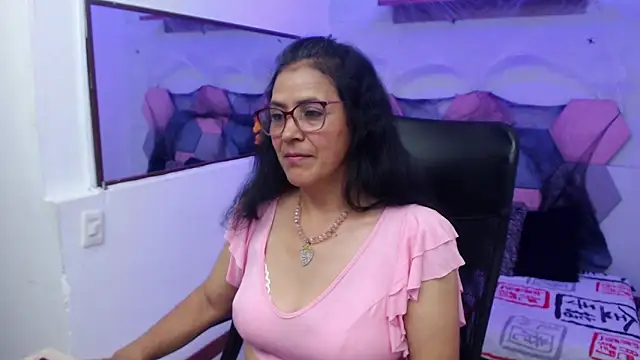 AmandaPeet online show from 10-28-25, 09:14