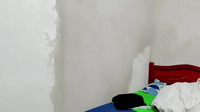 Snapshot of Damien_444 chatting on 09-27-25, 01:06 Damien 444 online show from 09-27-25, 01:06