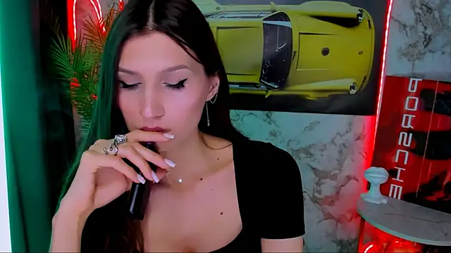 Snapshot of Mollyinyourmind chatting on 02-17-26, 09:23 Mollyinyourmind online show from 02-17-26, 09:23