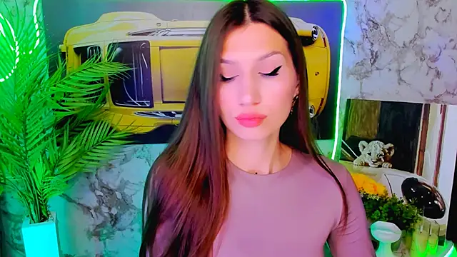 Mollyinyourmind online show from 11-15-25, 05:55