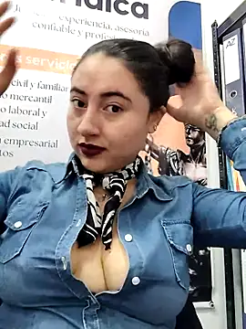 AMATISTA  16 online show from 03-31-26, 12:18