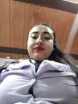Snapshot of AMATISTA__16 chatting on 10-14-25, 12:28 AMATISTA 16 online show from 10-14-25, 12:28