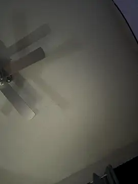 Snapshot of Triggerhappycj100 chatting on 10-29-25, 07:35 Triggerhappycj100 online show from 10-29-25, 07:35