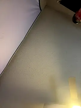 Snapshot of Triggerhappycj100 chatting on 11-26-25, 09:48 Triggerhappycj100 online show from 11-26-25, 09:48