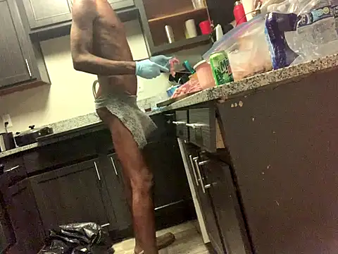 Snapshot of Triggerhappycj100 chatting on 11-23-25, 07:40 Triggerhappycj100 online show from 11-23-25, 07:40