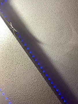 Snapshot of Triggerhappycj100 chatting on 03-04-26, 03:47 Triggerhappycj100 online show from 03-04-26, 03:47