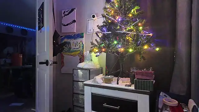 Triggerhappycj100 online show from 03-25-26, 09:35