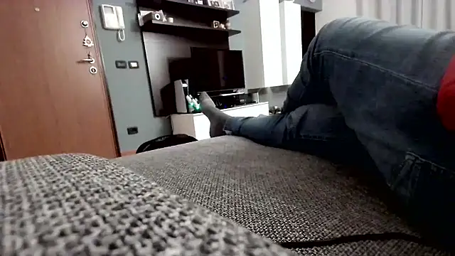 cucciolotto76 online show from 11-10-25, 08:03