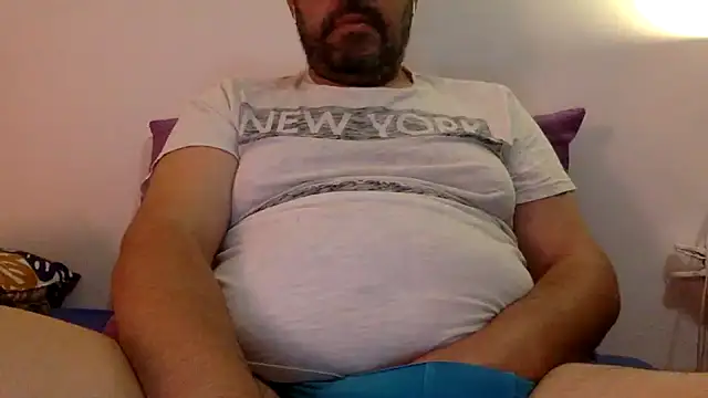 Snapshot of steve669_hot chatting on 09-21-25, 07:57 steve669 hot online show from 09-21-25, 07:57