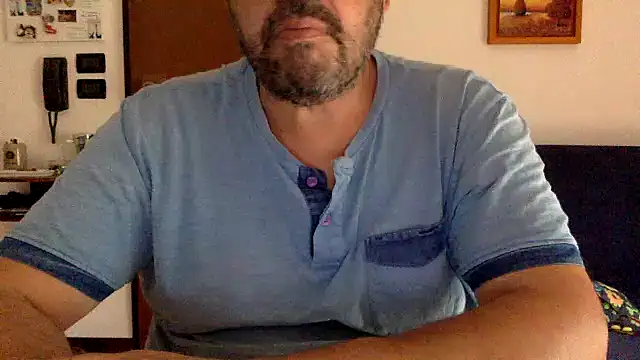 Snapshot of steve669_hot chatting on 09-12-25, 04:29 steve669 hot online show from 09-12-25, 04:29