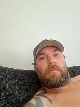 Bamse28 online show from 09-28-25, 02:24