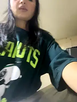 Valleriie  online show from 09-26-25, 01:29