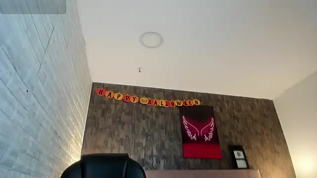 Snapshot of marian__stone chatting on 11-14-25, 06:44 marian stone online show from 11-14-25, 06:44