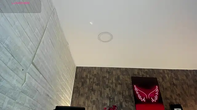 Snapshot of marian__stone chatting on 10-10-25, 06:20 marian stone online show from 10-10-25, 06:20