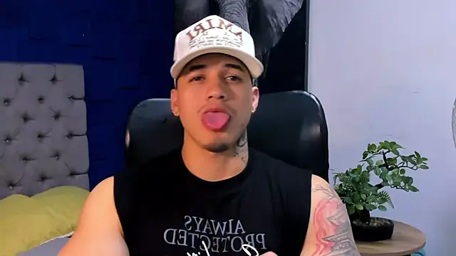 rocoo santos online show from 10-23-25, 01:04