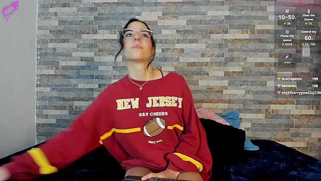 violett  golden online show from 10-06-25, 02:07