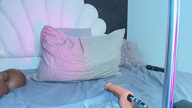 Roxana gomez online show from 03-27-26, 08:26