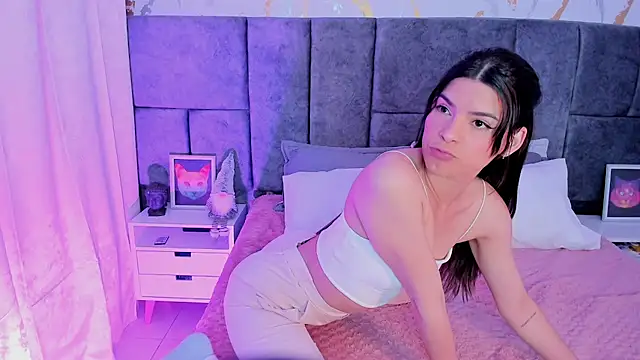 Astrid Velle online show from 11-15-25, 03:54