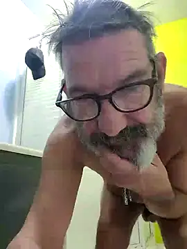 FoxnMouse online show from 10-07-25, 05:58