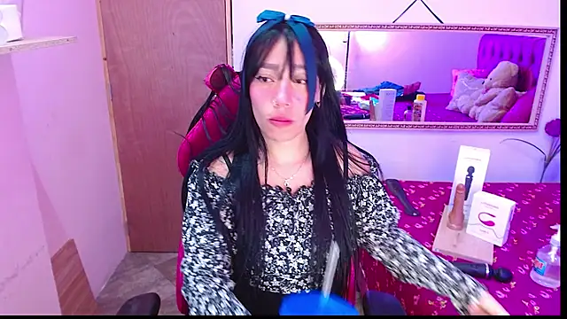 IVET CUTE1 online show from 05-23-26, 11:48
