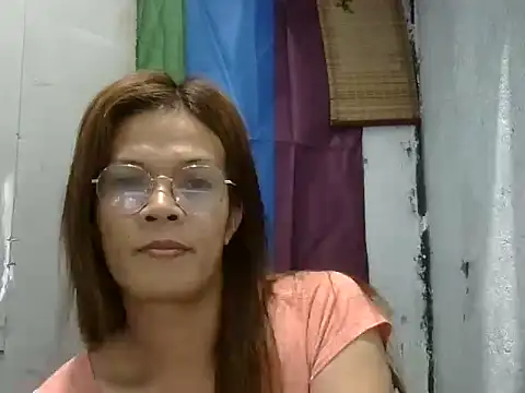 juicycum069 online show from 05-05-26, 11:52