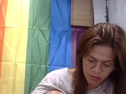 juicycum069 online show from 05-08-26, 08:23