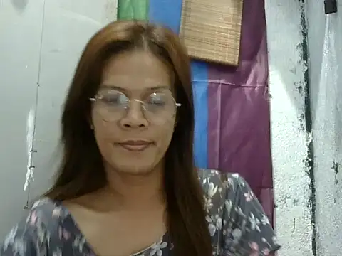 juicycum069 online show from 04-16-26, 10:23