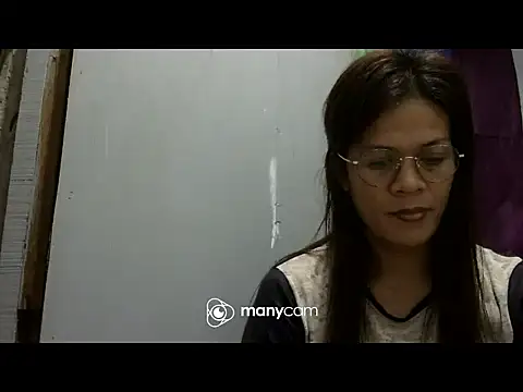 juicycum069 online show from 11-28-25, 09:15