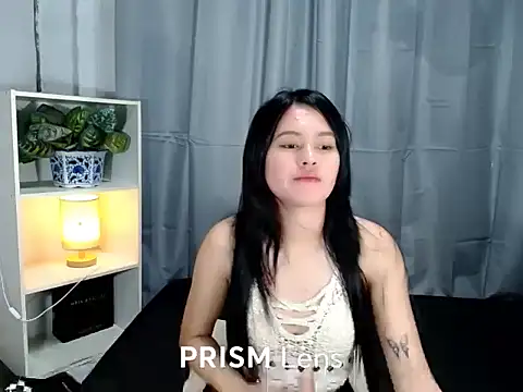 Urasian ladybug online show from 10-09-25, 04:57