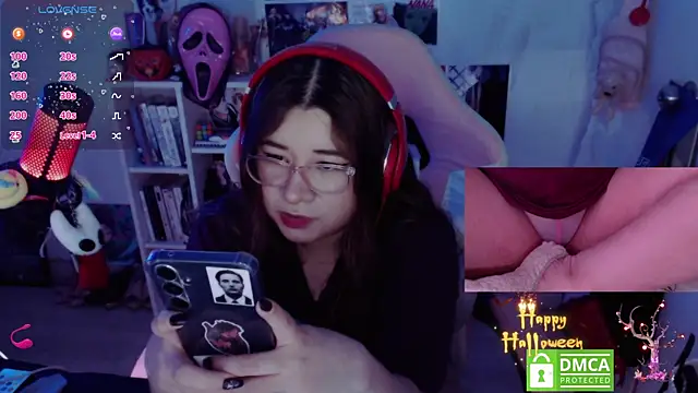 Pink girl0n online show from 11-05-25, 10:57