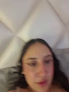 Abby Garciaa online show from 12-19-25, 08:33