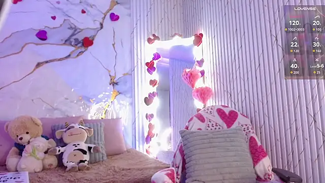 Snapshot of Naomy_tay1 chatting on 03-08-26, 02:04 Naomy tay1 online show from 03-08-26, 02:04