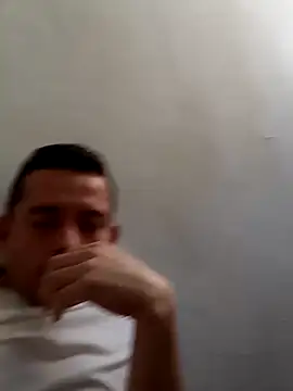 Snapshot of PitudoWuero chatting on 03-31-26, 03:25 PitudoWuero online show from 03-31-26, 03:25