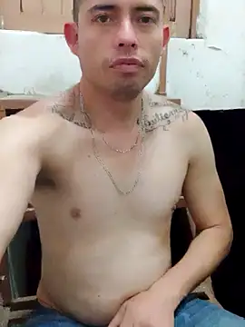 Snapshot of PitudoWuero chatting on 09-21-25, 06:29 PitudoWuero online show from 09-21-25, 06:29