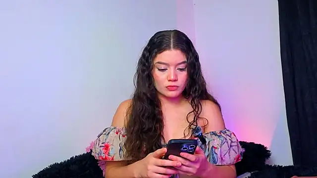 Snapshot of celestte_evans_1 chatting on 10-07-25, 04:57 celestte evans 1 online show from 10-07-25, 04:57