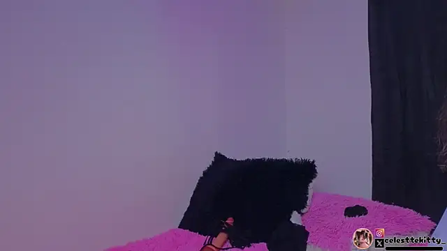 Snapshot of celestte_evans_1 chatting on 06-18-26, 05:06 celestte evans 1 online show from 06-18-26, 05:06