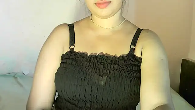 LoveTrainX online show from 11-04-25, 05:11