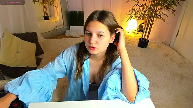 Elle Ellise online show from 09-10-25, 01:15
