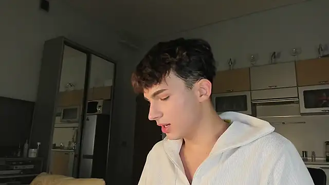 mystic evan online show from 09-18-25, 01:58