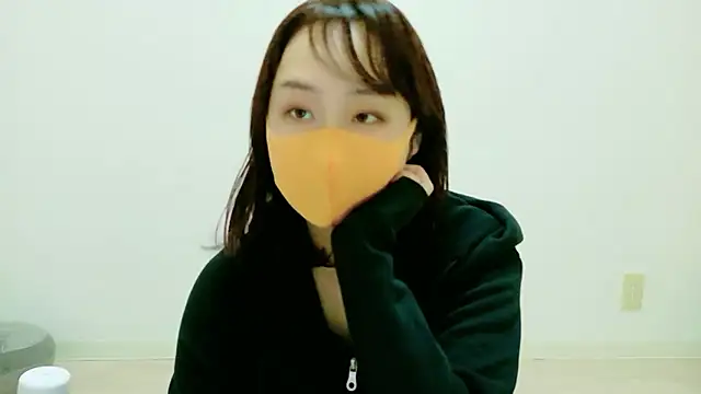 RenaFcup online show from 04-17-26, 11:57