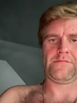 Snapshot of jarda94cz chatting on 09-21-25, 05:45 jarda94cz online show from 09-21-25, 05:45