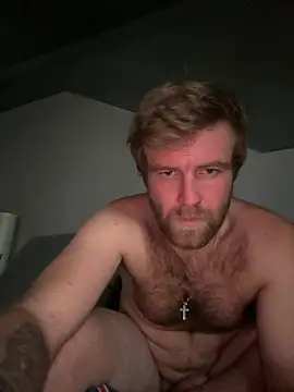 Snapshot of jarda94cz chatting on 10-15-25, 06:22 jarda94cz online show from 10-15-25, 06:22