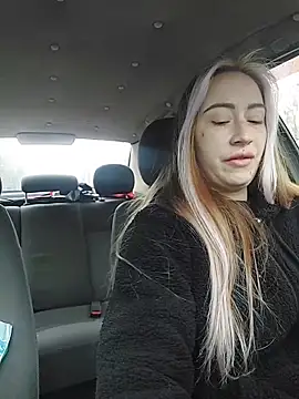 Snapshot of Reina_Cummings chatting on 03-03-26, 05:58 Reina Cummings online show from 03-03-26, 05:58