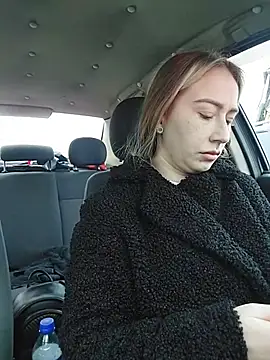 Snapshot of Reina_Cummings chatting on 02-11-26, 06:13 Reina Cummings online show from 02-11-26, 06:13