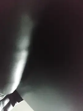 Snapshot of Reina_Cummings chatting on 01-16-26, 06:28 Reina Cummings online show from 01-16-26, 06:28