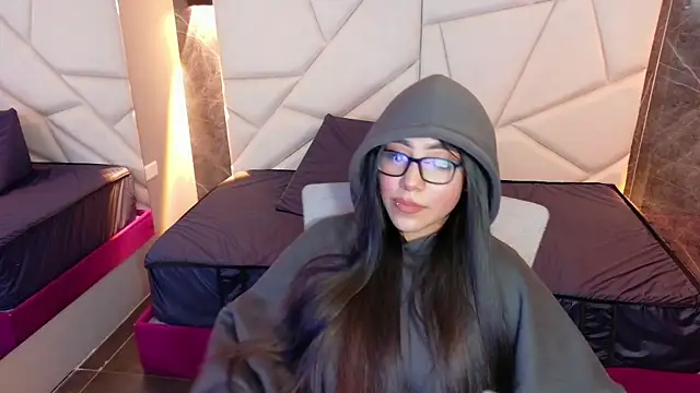 aysel 27 online show from 10-14-25, 09:15
