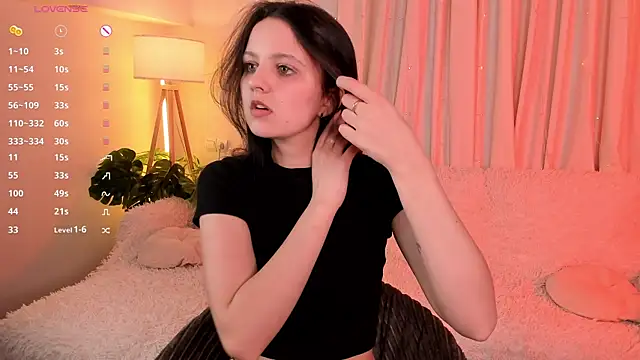 LilLisa online show from 02-27-26, 04:07